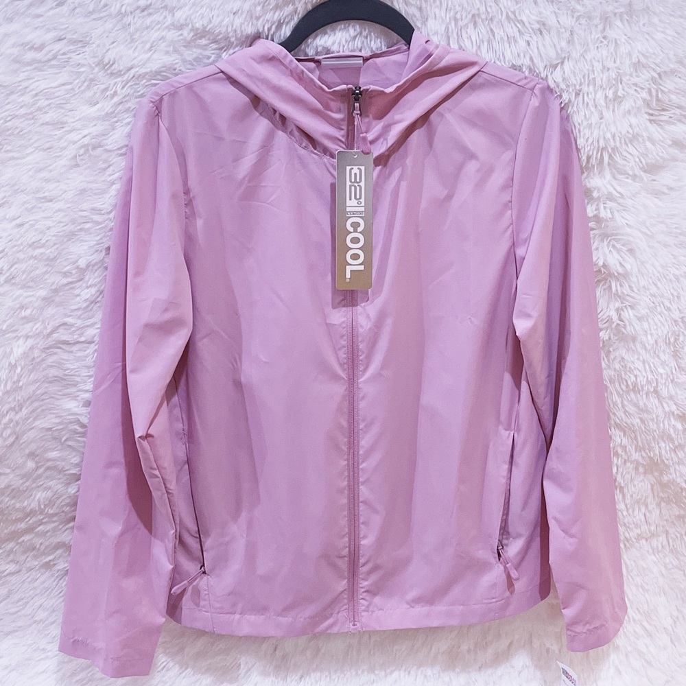 32 Degree Windbreaker